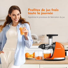 Load image into Gallery viewer, AMZCHEF Extracteur Jus - Extracteur de Jus de Fruits et Légumes - Presses-agrumes à Froid sans BPA avec 2 Tasses et Brosse - Fonction de Mastication Inversée pour Éviter les Blocages - Argent