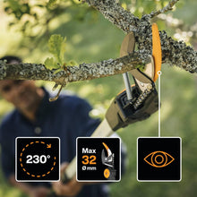 Load image into Gallery viewer, Fiskars Coupe-Branches Multifonctions Télescopique, pour Bois vert et Rameaux, Revêtement antiadhésif, Lame en acier/manche en aluminium, longueur 2,4 - 4 m, noir/orange, UPX86, 1023624