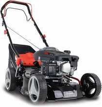 Load image into Gallery viewer, Scheppach Tondeuse à Gazon Thermique MS150-42 | Autotractée - 3,7 CV | Largeur de Coupe 42cm | Raccord Rapide de Nettoyage | Panier 45L | Hauteur - 7 Niveaux | Lame supp. + Huile Incluse