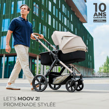 Load image into Gallery viewer, Kinderkraft MOOV2 Poussette 3 en 1, Système de voyage de la naissance à 27 kg, Siège auto Mink PRO I-Size inclus, Capote extensible avec filtre UPF50+, Accessoires pratiques, Gris
