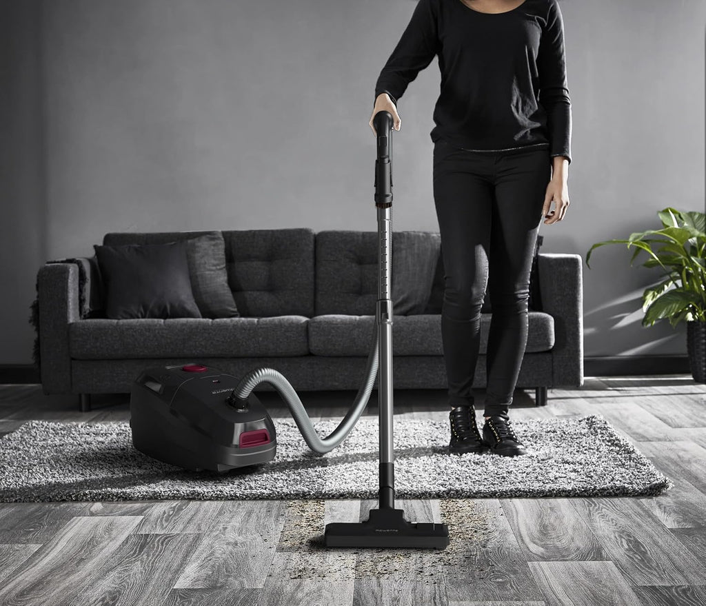 Rowenta Green Force Max Silence Vacuum Cleaner with Bag, 900 W Max, High Filtration, Quiet, Eco-Responsible, Made in France, Black/Aluminium RO6136EA