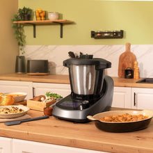 Load image into Gallery viewer, Cecotec Robot de Cuisine Mambo Black. 23 Fonctions, 10 Niveaux de Température, 1700W, 2,5 kg de Pâte, Cruche de 3,3L, 10 Vitesses, Minuterie, Température Réglable de 37 °C à 120 °C
