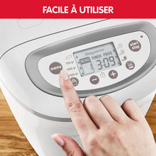 Load image into Gallery viewer, Moulinex Home Bread Baguette Machine à petits pains, 16 programmes, Résultats homogènes, Jusqu'à 1,5 kg de pain frais, Plaques croustillants, 3 niveaux de dorage OW610110, Blanc