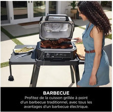Load image into Gallery viewer, Ninja Woodfire Barbecue électrique et fumoir Pro XL avec thermomètre, barbecue et Air fryer d'extérieur 4-en-1 avec système Smart Cook et granulés Woodfire, portatif, gris/noir, OG850EU