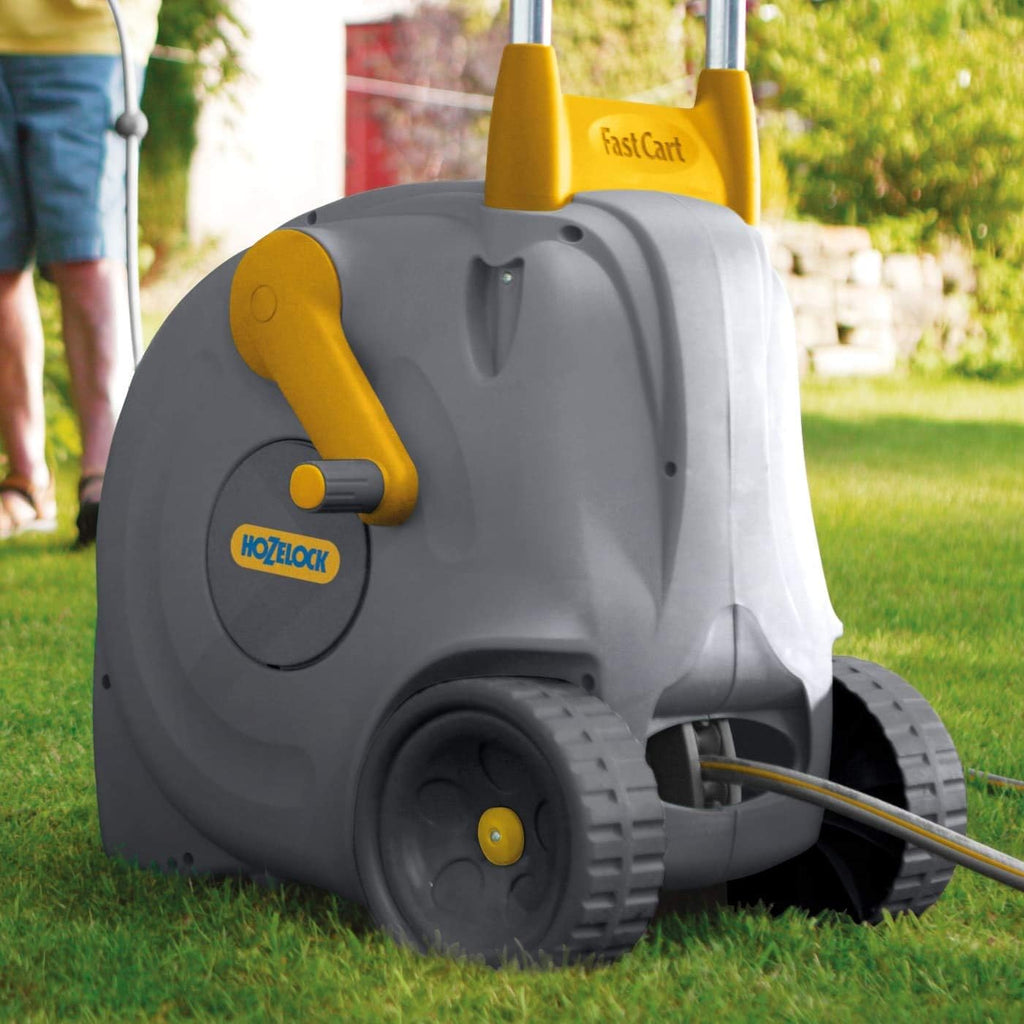 HOZELOCK - Dévidoir Chariot Fast Cart 40 M : Dévidoir sur Roues 40 M + 2 M, Chariot Caréné Ergonomique, Facile et Extrêmement Pratique d'Utilisation, Livré Assemblé et Prêt à l'Emploi [2450R0000]